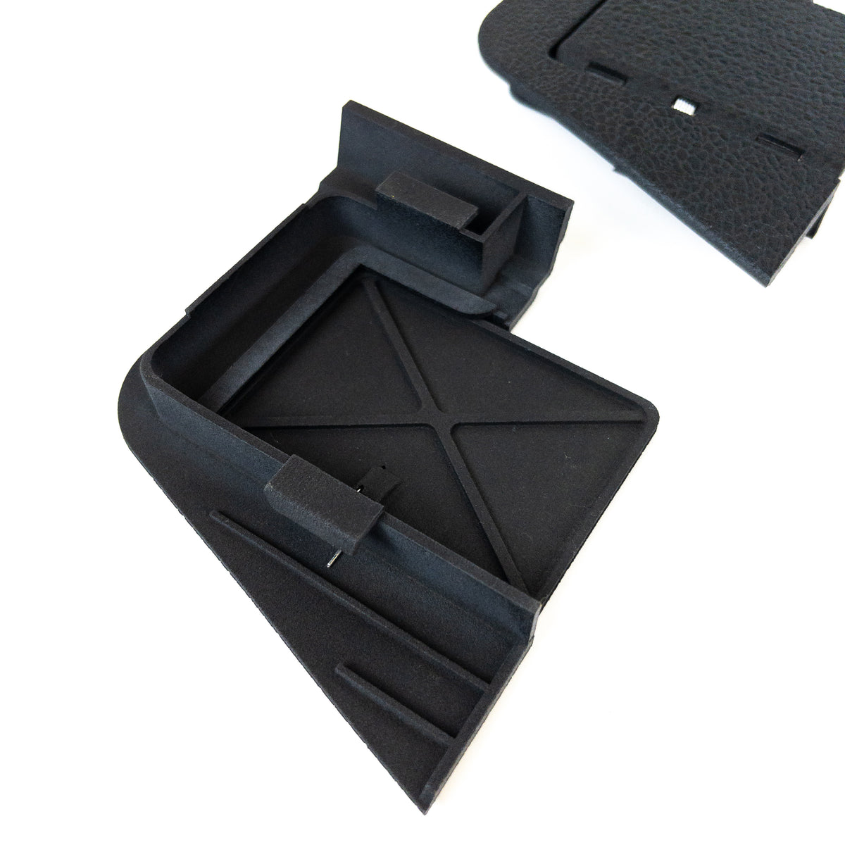 BMW E30 Cabrio-Verkleidung für die Rückseite des Stoffverdecks mit Befestigungspunkten, Nylon 12 PA12